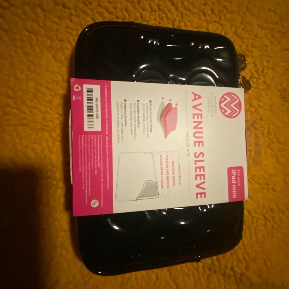 iPad mini case zipper